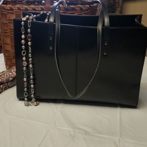 Wilson Leather Black Tote EUC